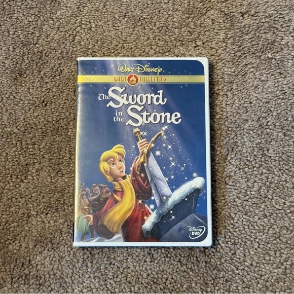 The Sword in the Stone Gold Collection DVD - Picture 1 of 4